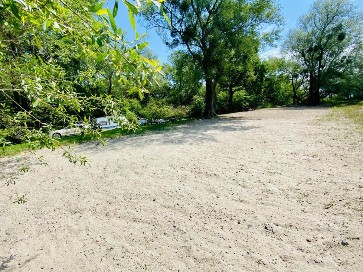Ferien-Apartment Eisvogel Im Naturschutzgebiet Mit Privatstrand フリードリヒスハーフェン エクステリア 写真